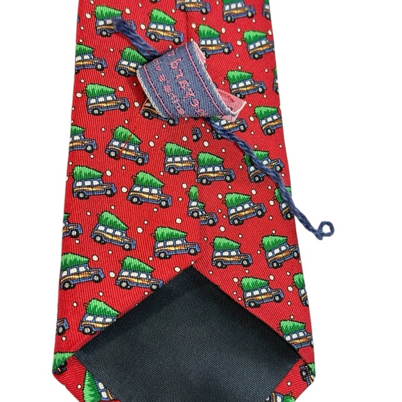 Vineyard Vines Martha's Christmas Woody & Xmas Tree Tie Silk Red men’s/boys 50” - Picture 3 of 5